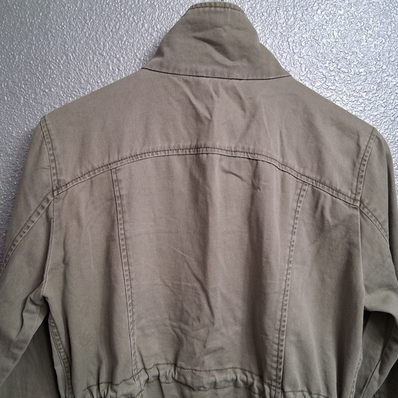 H&M Divided Stylish Sage Green Jacket     Size 10 - Picture 12 of 14